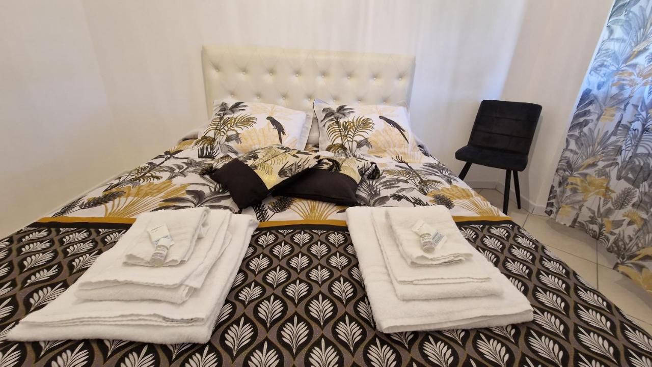 Relax In Trastevere Rome - Independent Apartment Екстер'єр фото